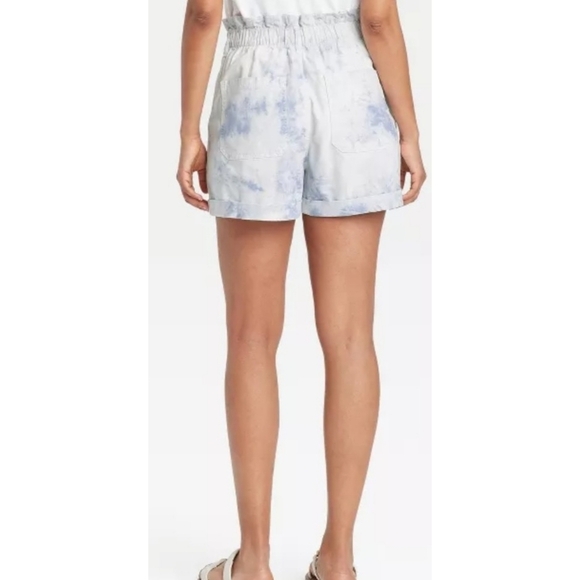 Universal Thread High rise blue cloud tie dye shorts Blue Size M - Picture 2 of 10